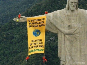 Cristo Redentor, Rio de Janeiro (photo credit: Greenpeace)